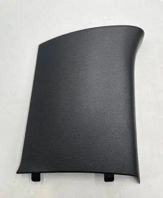 (D)pillar trim (top)