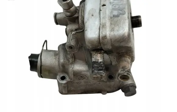 Audi A4 S4 B6 8E 8H Oil filter mounting bracket 06A115417