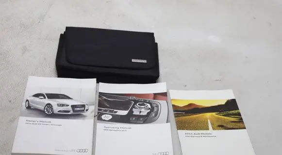 Audi A5 8T 8F Owners service history hand book 