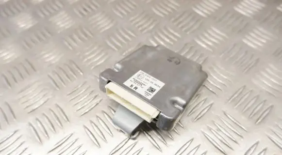 Toyota Prius (XW50) Other control units/modules 8815047140