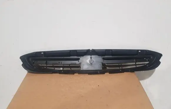 Citroen Xsara Picasso Quarter panel pressure vent 9637079777