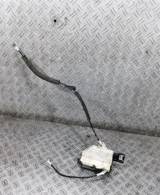 Citroen Berlingo Front door lock 828405