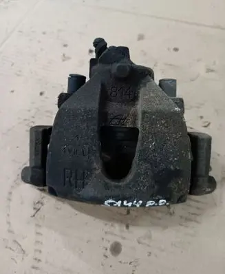 Ford Grand C-MAX Front brake caliper 814