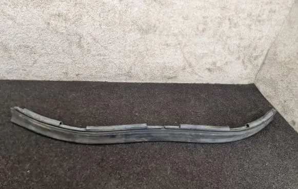 BMW 7 G11 G12 Engine compartment rubber 7347394