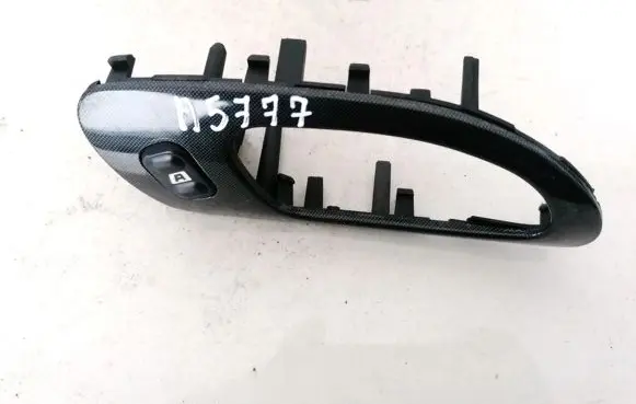 Peugeot 607 Electric window control switch 9635733580 A1080104