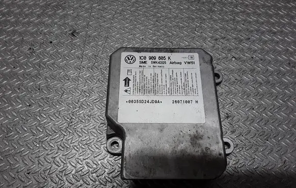 Skoda Roomster (5J) Airbag control unit/module 1C0909605K