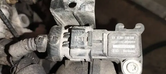 Opel Astra J Air pressure sensor 0261230146