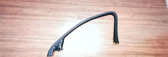 Audi A6 C7 Front door window/glass frame 4G0867610