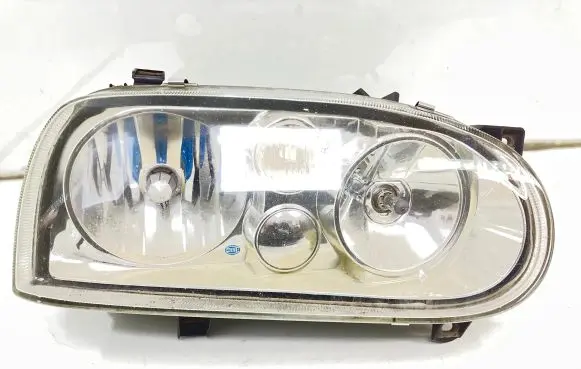 Volkswagen Golf III Headlight/headlamp 13917400