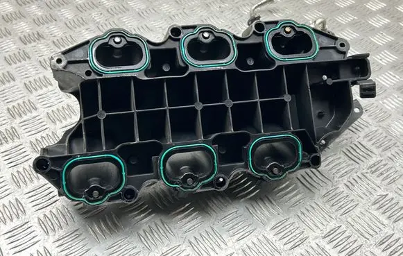 Jeep Grand Cherokee WL Intake manifold 68504504AA