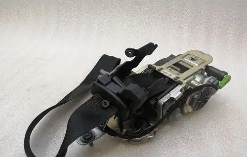 Mercedes-Benz E C207 W207 Front seatbelt buckle A2078604285