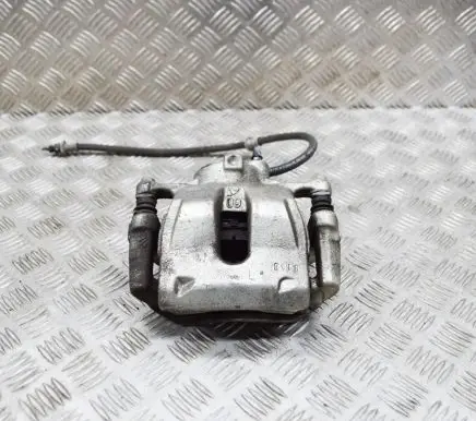 Toyota C-HR I Front brake caliper