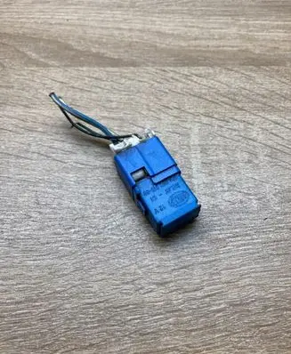 Nissan Almera Other relay 4RA007813 4RA00781303