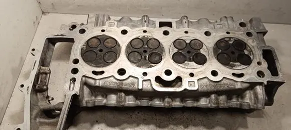 Land Rover Range Rover Evoque L538 Engine head G4D36090AC