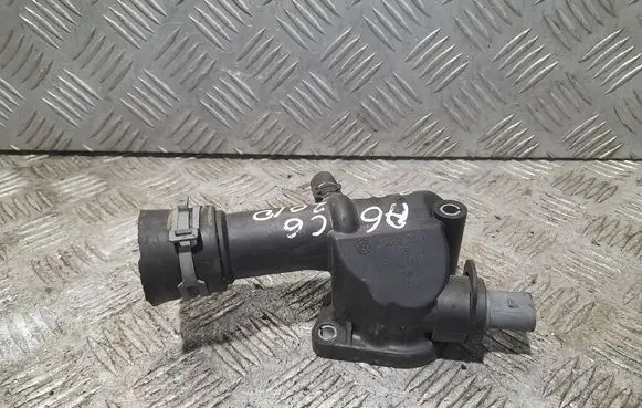 Thermostat/thermostat housing