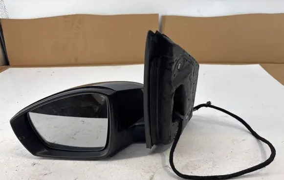 Volkswagen Up Front door electric wing mirror E9024483 E9034483