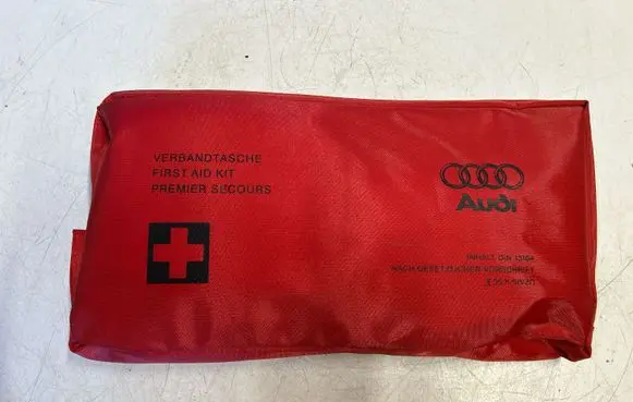 Audi A4 S4 B7 8E 8H First aid kit 4B0860281