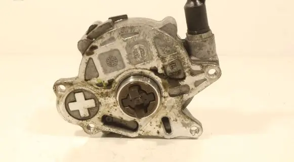 Seat Leon (1P) Vacuum pump 03L145100