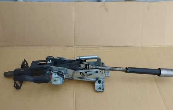 Volvo XC90 Steering rack 30723691
