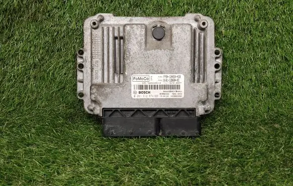 Ford Focus Engine control unit/module ECU FM5A12A650ADB BV6112B684BC 0261S12874