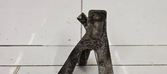 Audi A4 S4 B8 8K Engine mounting bracket 4F0199308P