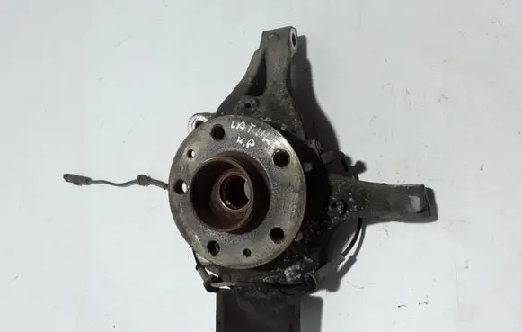 Renault Latitude (L70) Front wheel hub 400150006R