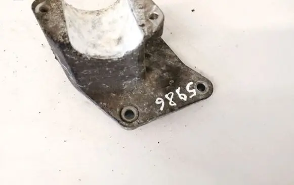 Volkswagen Sharan Engine mounting bracket