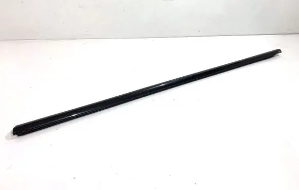 BMW 5 GT F07 Front door windshield rail 