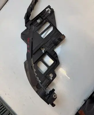 Volkswagen Golf VI Headlight/headlamp mounting bracket 5k0807228