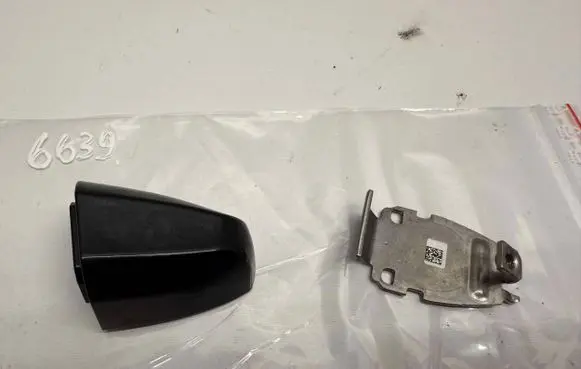 BMW X1 F48 F49 Front door handle cover 