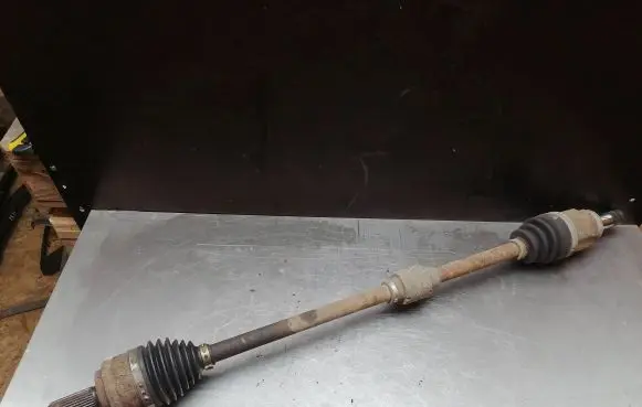 Mitsubishi Lancer X Front driveshaft