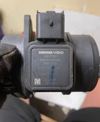 Peugeot 407 Mass air flow meter 9645949780 5WK97001 001036036