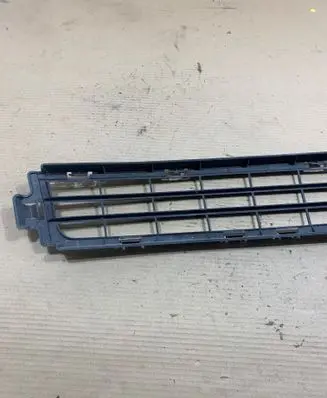 Volvo S40 Front bumper lower grill 30744911