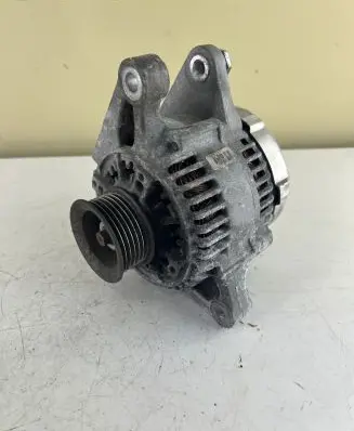 Toyota RAV 4 (XA20) Generator/alternator 2706022130