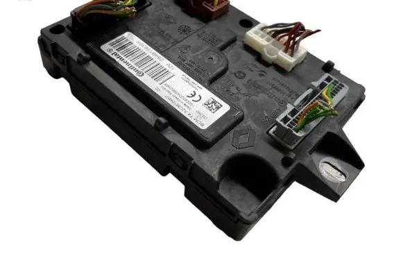 Renault Clio IV Other control units/modules A2C86184601 284B15639R