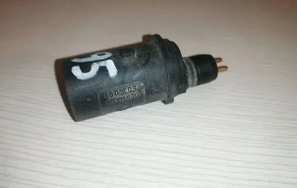 BMW 5 E39 Parking PDC sensor 8352137