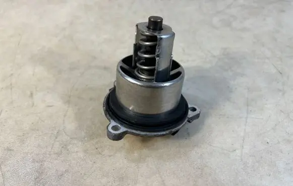 Porsche 911 991 Thermostat 9A110622603