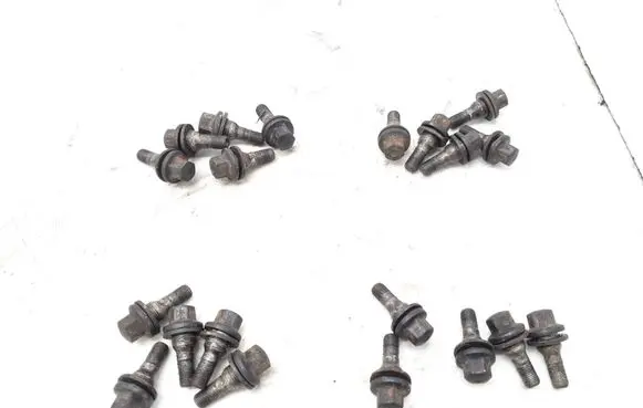 Citroen C5 Nuts/bolts 