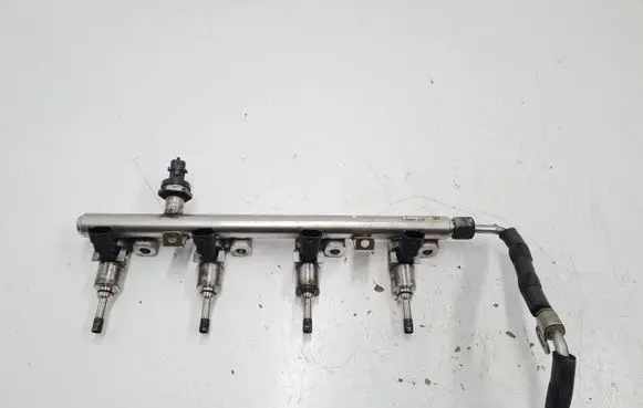 KIA Ceed Fuel injectors set 353502B200 9062090001 GT1C117C0127