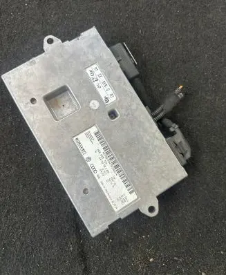 Audi A6 S6 C6 4F MMI control unit 4e0035729