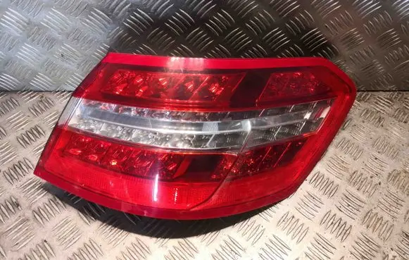 Mercedes-Benz E W212 Rear/tail lights 2129060658 A2129060658