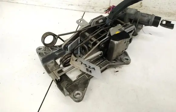 Audi A4 S4 B6 8E 8H Steering wheel axle