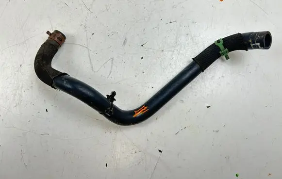 Renault Kangoo II Engine coolant pipe/hose
