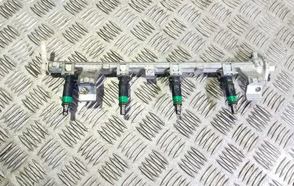 Ford C-MAX I Fuel injectors set 9D2809H487 9D280 9H487