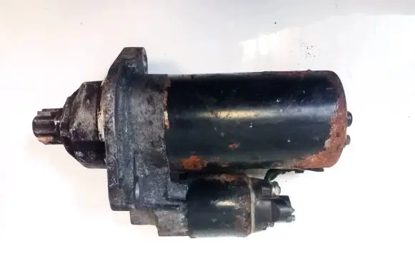 Volkswagen PASSAT B6 Starter motor 1005831320