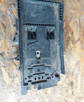 Ford Galaxy Battery tray DG9310723AE