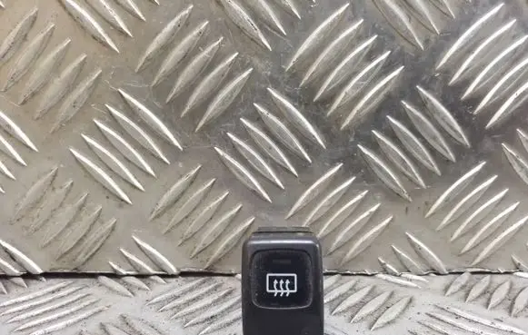 Subaru Legacy Windscreen/window heater switch