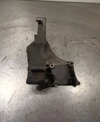 Volkswagen Transporter - Caravelle T4 Generator/alternator bracket 074145169F