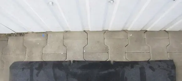 Parcel shelf