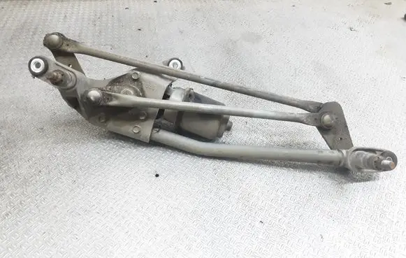 Mazda 2 Front wiper linkage and motor